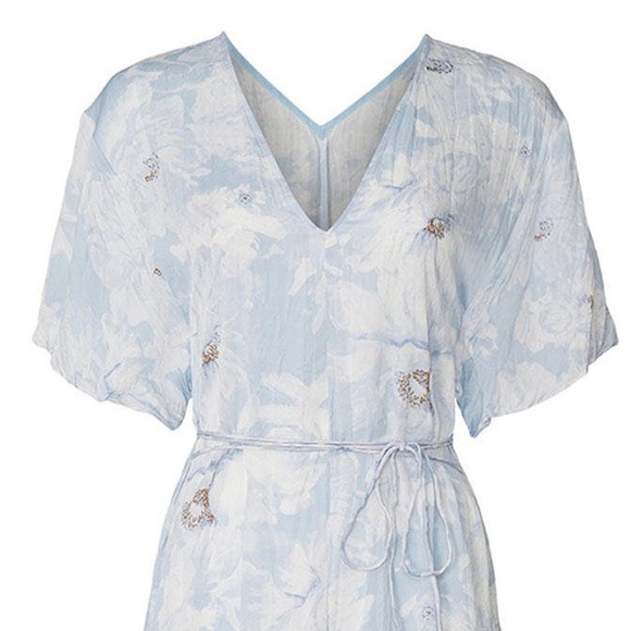 VINCE Painted Magnolia V-Neck Dress - Picture 2 of 11